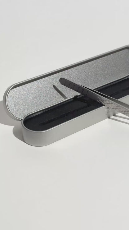 Lash Design Isolation Tweezer